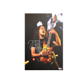 Kirk Hammett - podpísaná zarámovaná fotografia 30x55 cm